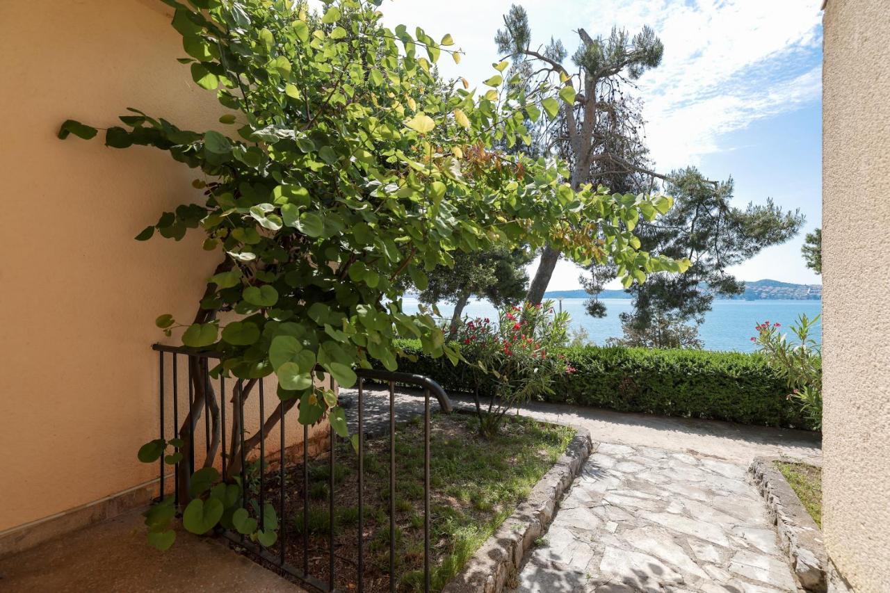 JADRAN All Inclusive Resort Donji Seget Esterno foto