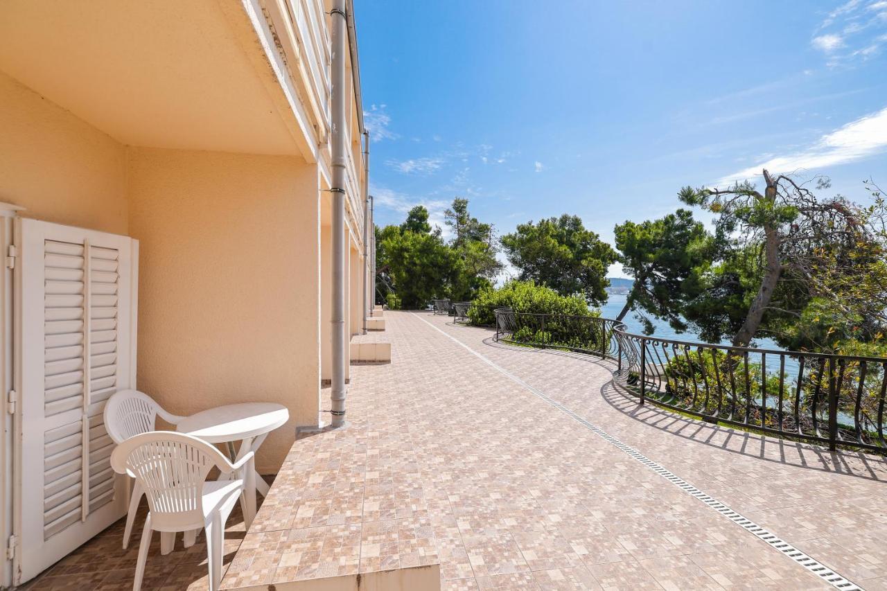 JADRAN All Inclusive Resort Donji Seget Esterno foto
