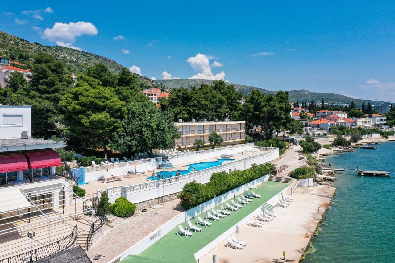 JADRAN All Inclusive Resort Donji Seget Esterno foto