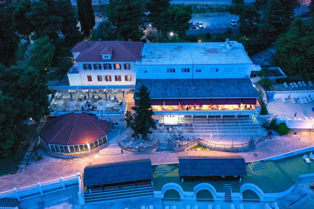 JADRAN All Inclusive Resort Donji Seget Esterno foto