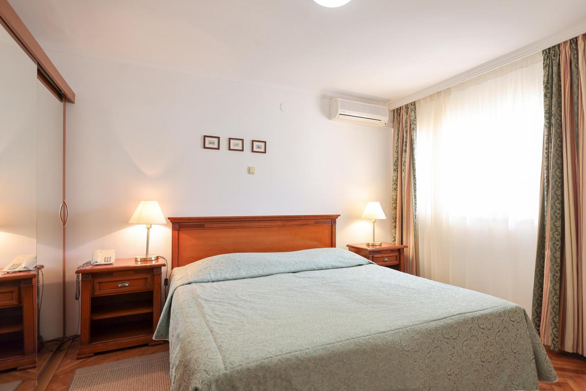 JADRAN All Inclusive Resort Donji Seget Esterno foto